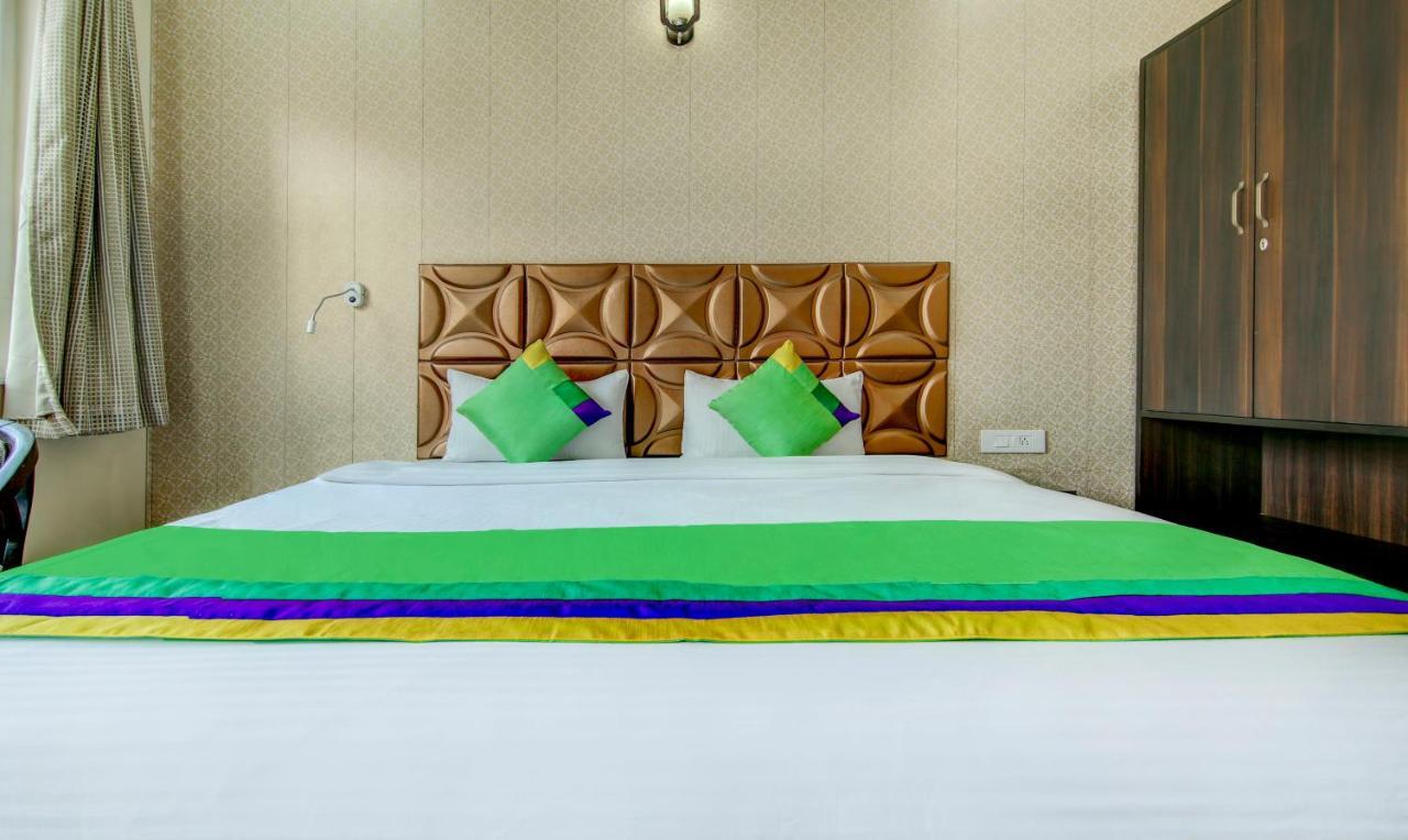 فندق غورغاونفي  Treebo Trend Blooms Premium المظهر الخارجي الصورة
